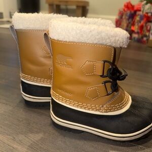 Sorel Kids' Brown and Black Snow Boots